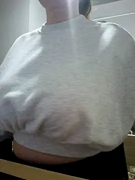 Snapshot of _tasechka_ chatting on January 1, 2025, 8:26 pm tasechka online show from January 1, 2025, 8:26 pm