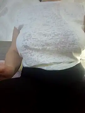 Snapshot of _tasechka_ chatting on December 15, 2024, 10:37 pm tasechka online show from December 15, 2024, 10:37 pm