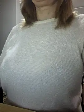 Snapshot of _tasechka_ chatting on March 8, 2025, 4:28 pm tasechka online show from March 8, 2025, 4:28 pm