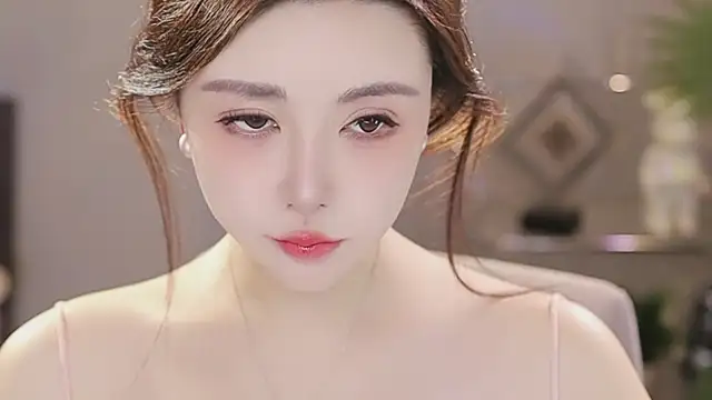 Qiaoqiao  online show from January 17, 2026, 4:10 pm