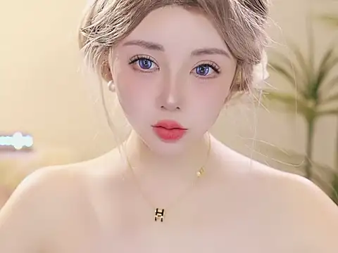 Qiaoqiao  online show from April 3, 2026, 4:41 am