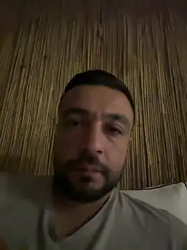 Snapshot of F21savas chatting on March 10, 2025, 8:56 pm F21savas online show from March 10, 2025, 8:56 pm