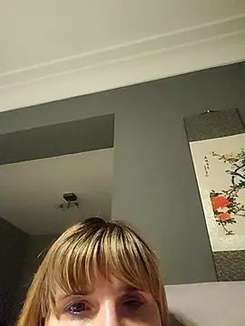 vanessalibertine online show from November 4, 2025, 5:50 pm