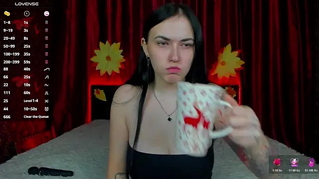 Snapshot of Witch_Lady chatting on November 22, 2025, 7:18 am Witch Lady online show from November 22, 2025, 7:18 am