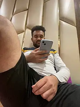 Snapshot of BengaliBabu_Rohan chatting on December 20, 2024, 6:02 pm BengaliBabu Rohan online show from December 20, 2024, 6:02 pm