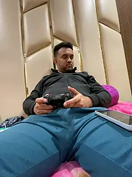 Snapshot of BengaliBabu_Rohan chatting on January 4, 2025, 7:02 pm BengaliBabu Rohan online show from January 4, 2025, 7:02 pm