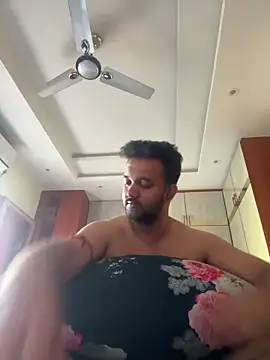 Snapshot of BengaliBabu_Rohan chatting on March 7, 2025, 4:13 am BengaliBabu Rohan online show from March 7, 2025, 4:13 am