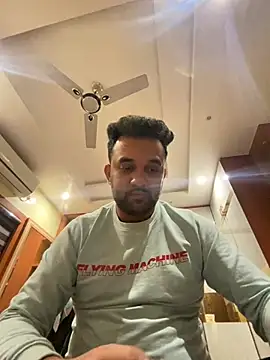 Snapshot of BengaliBabu_Rohan chatting on December 7, 2024, 5:04 pm BengaliBabu Rohan online show from December 7, 2024, 5:04 pm