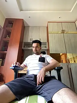 Snapshot of BengaliBabu_Rohan chatting on February 21, 2025, 5:56 am BengaliBabu Rohan online show from February 21, 2025, 5:56 am