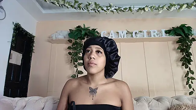 Snapshot of flavia_cruz chatting on June 10, 2026, 12:17 pm flavia cruz online show from June 10, 2026, 12:17 pm