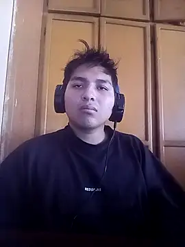 LoganFinds online show from December 3, 2025, 3:00 pm