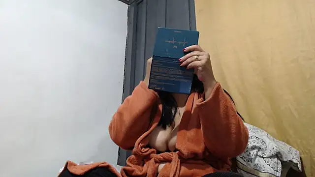 rainhavenus2024 online show from September 26, 2025, 10:44 am