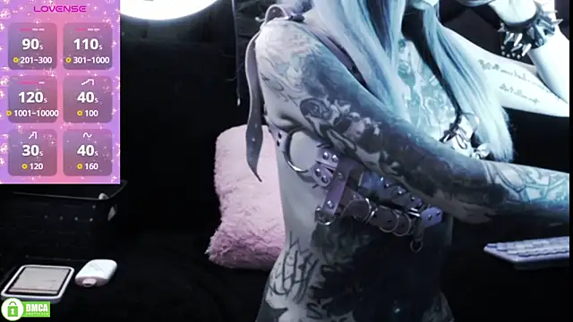 TyphoidMary online show from October 29, 2025, 1:04 am