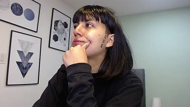 Snapshot of amy_adams1 chatting on November 28, 2025, 4:34 am amy adams1 online show from November 28, 2025, 4:34 am