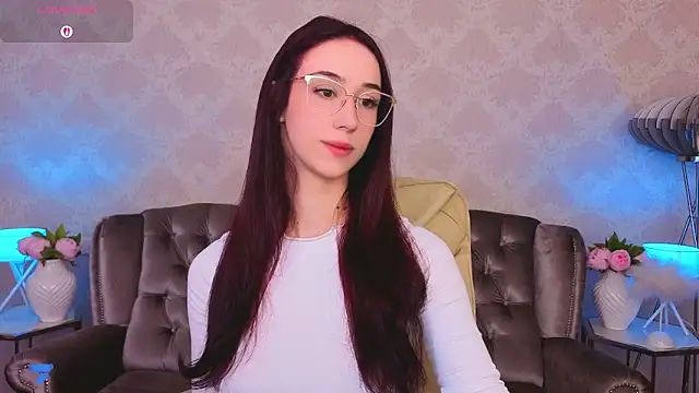 Evelyn Rush online show from March 17, 2026, 7:55 am