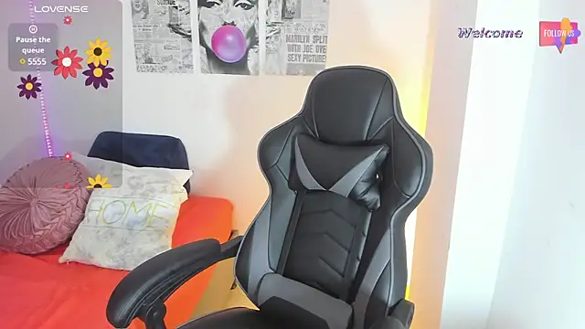 MEGANTARLY09 online show from January 23, 2025, 10:54 pm