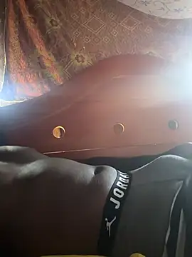 Snapshot of Andricastro chatting on March 18, 2026, 6:20 pm Andricastro online show from March 18, 2026, 6:20 pm