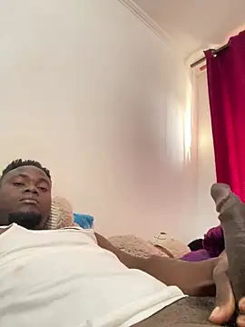 Snapshot of Andricastro chatting on February 16, 2025, 11:16 am Andricastro online show from February 16, 2025, 11:16 am