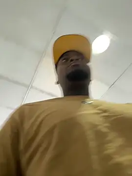 Snapshot of Andricastro chatting on September 8, 2025, 9:25 pm Andricastro online show from September 8, 2025, 9:25 pm