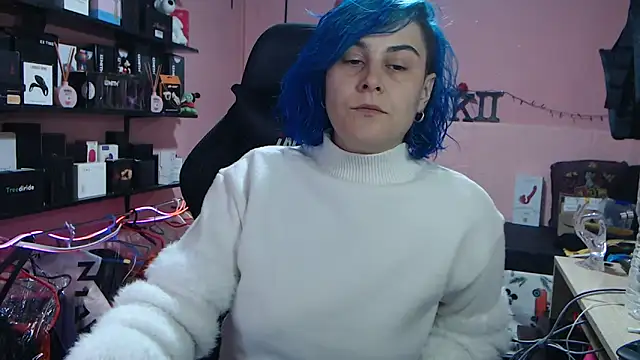 sukii93 online show from April 12, 2026, 3:59 pm