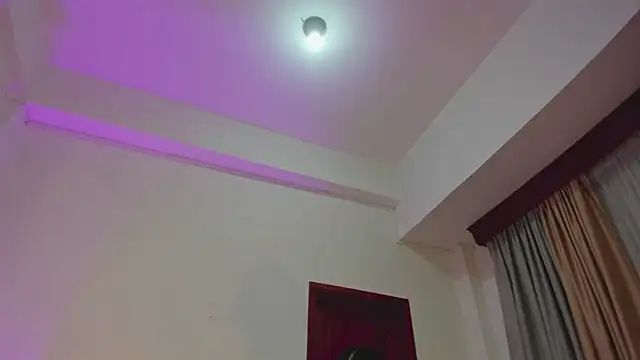 SabrinaWarrenn online show from September 26, 2025, 12:50 am