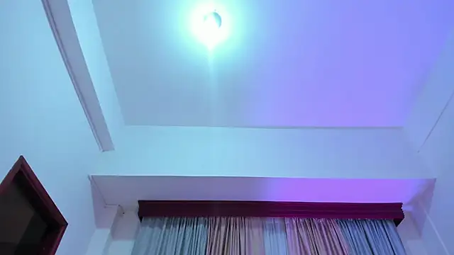 SabrinaWarrenn online show from January 24, 2025, 11:59 am