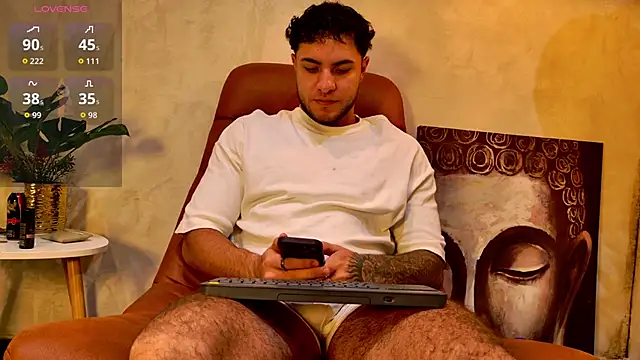 xlittle xbearx online show from September 20, 2025, 8:03 pm