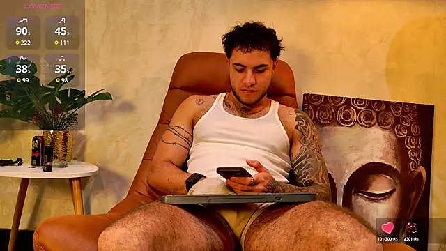 xlittle xbearx online show from September 20, 2025, 2:38 am
