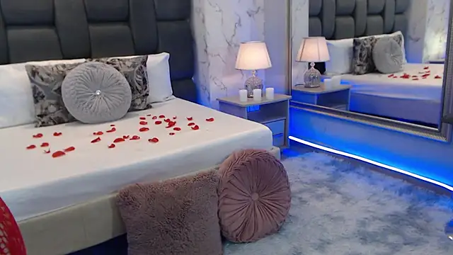 Snapshot of SophieWolkman chatting on February 14, 2026, 12:05 pm SophieWolkman online show from February 14, 2026, 12:05 pm