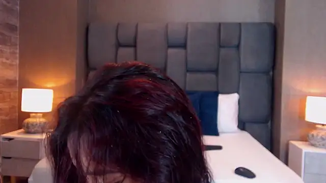 SophieWolkman online show from March 3, 2025, 3:11 pm