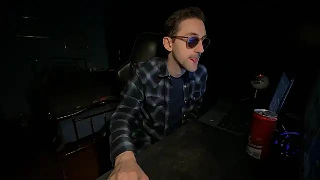 Snapshot of Stefisexy91 chatting on December 16, 2025, 6:56 pm Stefisexy91 online show from December 16, 2025, 6:56 pm