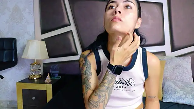 Snapshot of NicoleEsposito chatting on July 30, 2026, 12:59 pm NicoleEsposito online show from July 30, 2026, 12:59 pm
