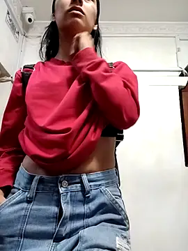 NicoleEsposito online show from April 23, 2026, 12:40 pm