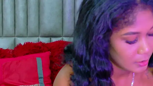 Snapshot of AlisonJaimes chatting on November 6, 2025, 12:42 pm AlisonJaimes online show from November 6, 2025, 12:42 pm