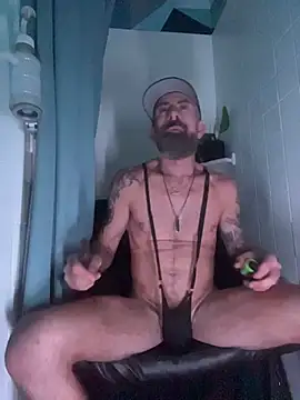 Snapshot of HandyBro chatting on October 29, 2025, 7:29 am HandyBro online show from October 29, 2025, 7:29 am