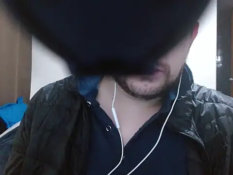 camiloking1720 online show from March 29, 2026, 7:54 am