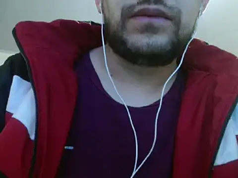 Snapshot of camiloking1720 chatting on February 20, 2025, 12:25 pm camiloking1720 online show from February 20, 2025, 12:25 pm