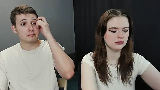 Snapshot of Pinku_kitsune chatting on March 7, 2025, 10:35 am Pinku kitsune online show from March 7, 2025, 10:35 am