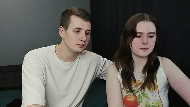 Snapshot of Pinku_kitsune chatting on March 9, 2025, 5:28 pm Pinku kitsune online show from March 9, 2025, 5:28 pm