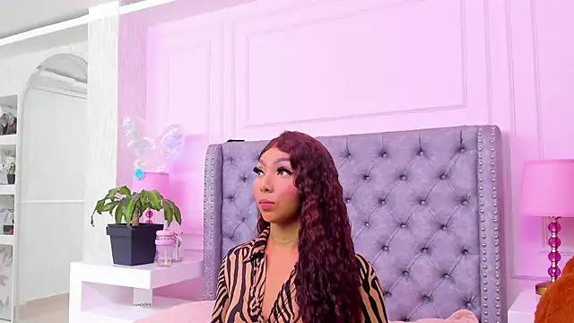Snapshot of HaileeRoberts chatting on August 4, 2026, 12:31 pm HaileeRoberts online show from August 4, 2026, 12:31 pm