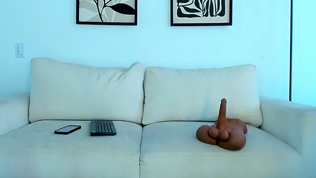 Dulcex69 online show from August 7, 2026, 3:07 pm