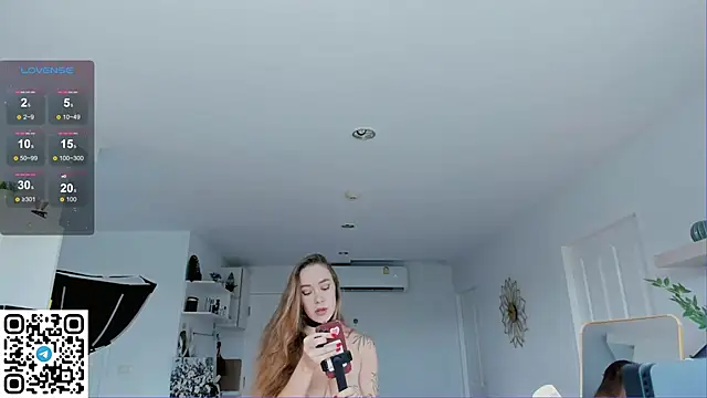 Snapshot of AngelPaull chatting on September 10, 2025, 2:43 am AngelPaull online show from September 10, 2025, 2:43 am