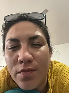 RenataMex online show from March 18, 2025, 8:05 pm