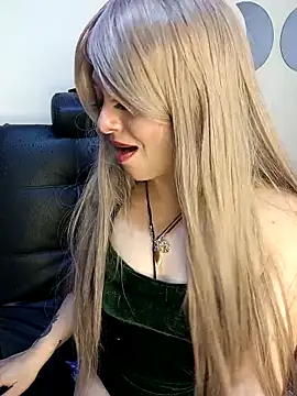 Snapshot of Winona-miu chatting on November 26, 2025, 9:26 pm Winona-miu online show from November 26, 2025, 9:26 pm