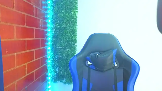 Snapshot of Demitryo chatting on March 16, 2026, 7:12 am Demitryo online show from March 16, 2026, 7:12 am