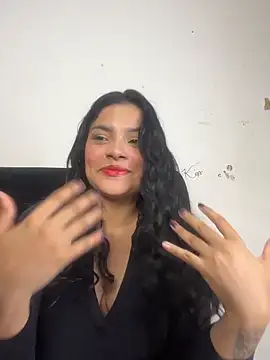 Snapshot of lolaa_staars chatting on October 12, 2025, 3:19 am lolaa staars online show from October 12, 2025, 3:19 am