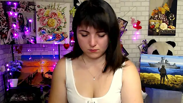 Snapshot of Darina_M_ chatting on November 26, 2025, 5:29 am Darina M online show from November 26, 2025, 5:29 am