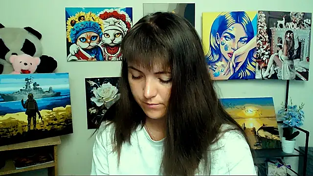 Snapshot of Darina_M_ chatting on July 5, 2026, 4:52 am Darina M online show from July 5, 2026, 4:52 am