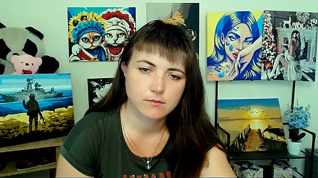 Snapshot of Darina_M_ chatting on July 4, 2026, 7:37 am Darina M online show from July 4, 2026, 7:37 am