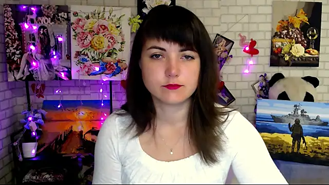 Snapshot of Darina_M_ chatting on October 11, 2025, 4:57 am Darina M online show from October 11, 2025, 4:57 am